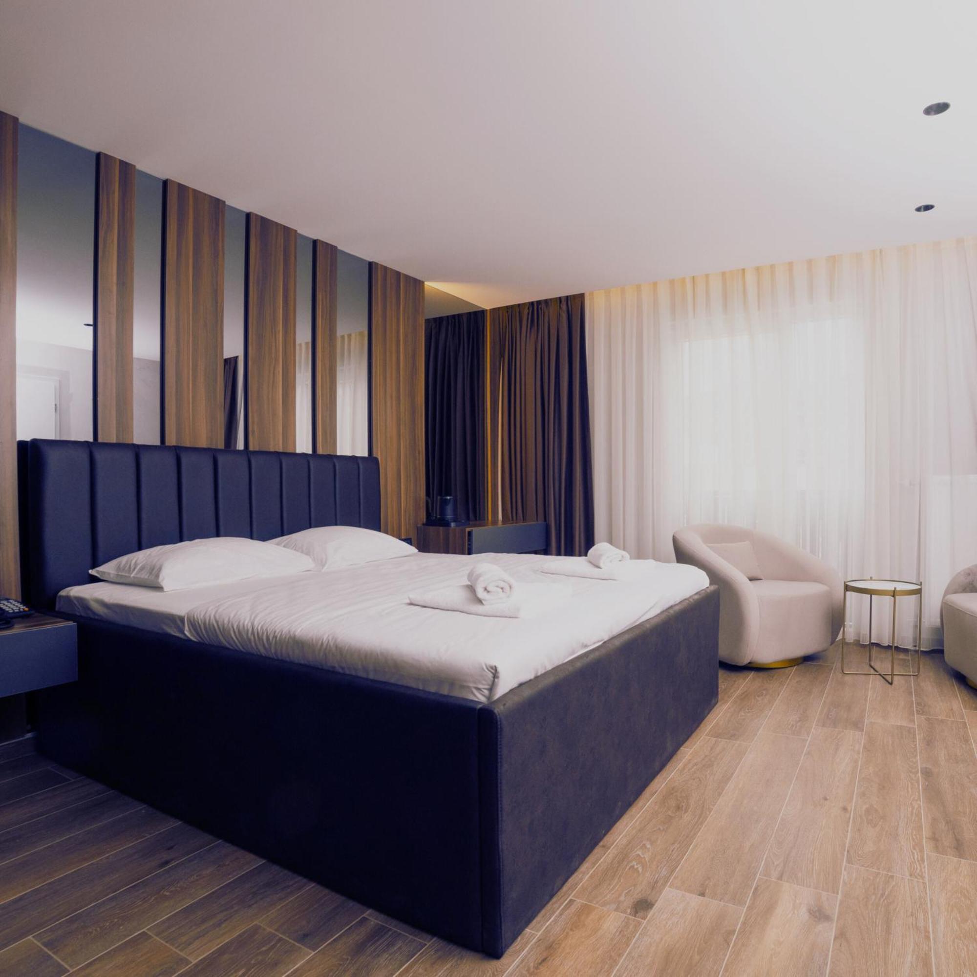 Hotel Solo 127 プリズレン エクステリア 写真