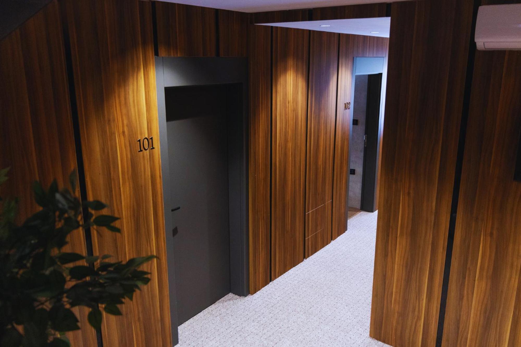 Hotel Solo 127 プリズレン エクステリア 写真