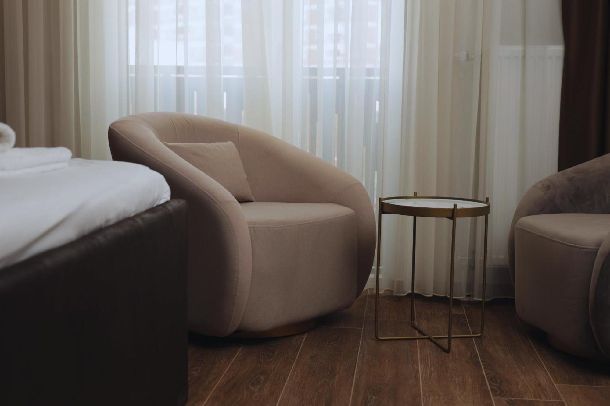 Hotel Solo 127 プリズレン エクステリア 写真