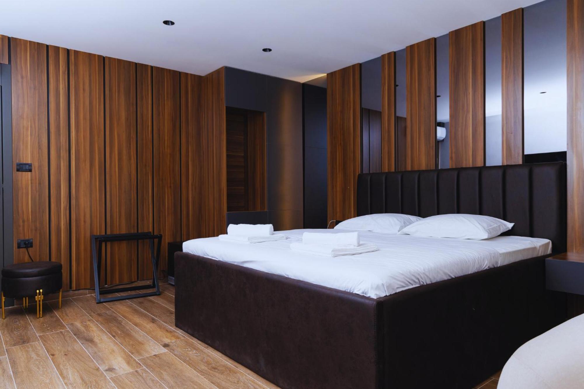 Hotel Solo 127 プリズレン エクステリア 写真