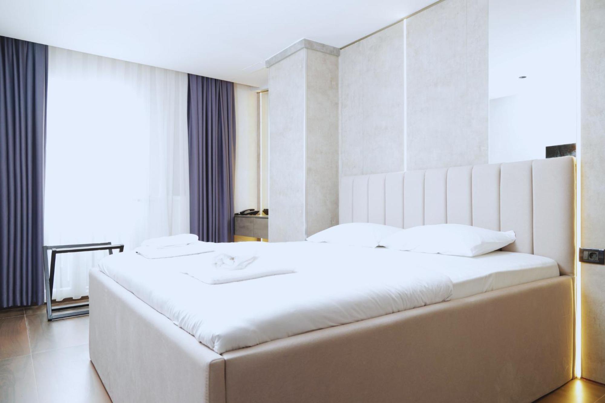 Hotel Solo 127 プリズレン エクステリア 写真