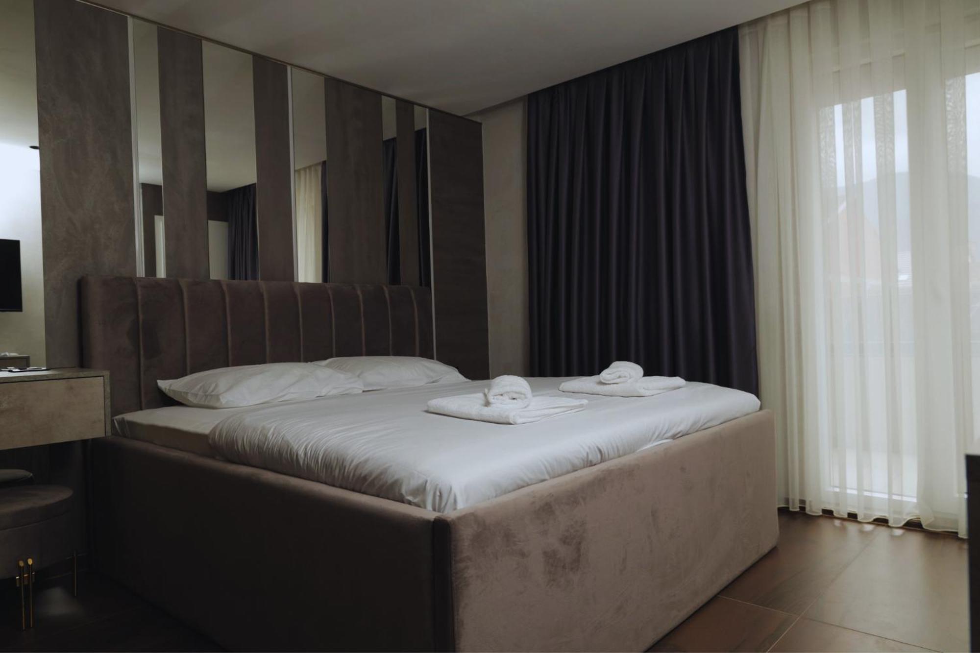 Hotel Solo 127 プリズレン エクステリア 写真